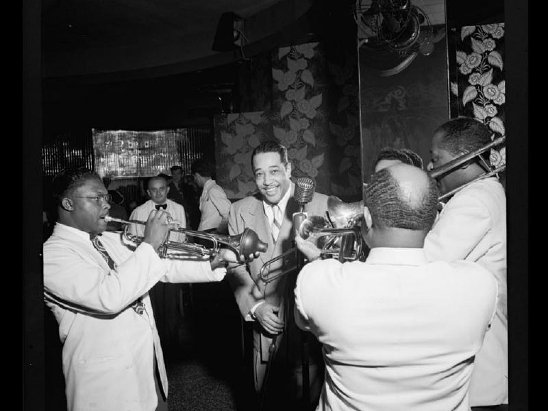 Duke Ellington, Cat Anderson, and Sidney De Paris, Aquarium, New York, N.Y., ca. Nov. 1946 wallpaper