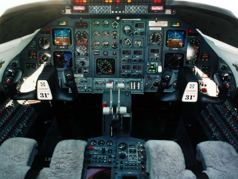 Learjet 31A Cockpit wallpaper